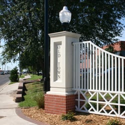 Old Town Moore - UNIQUE BLEND OF SHOPS IN THE HEART OF MOORE