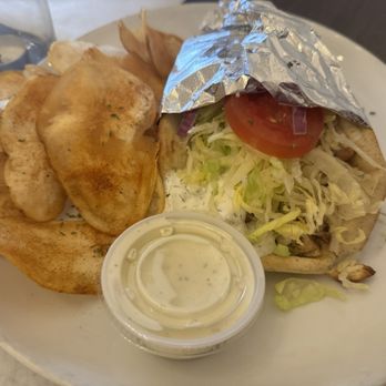 Recipe Restaurant Salisbury - Chicken Gyro with Homemade Chips and Ranch - Burgers Near Me - Salisbury, North Carolina Recipe Restaurant Salisbury - Chicken Gyro with Homemade Chips and Ranch - Burgers Near Me - Salisbury, North Carolina