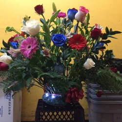 La Rosas Flowers