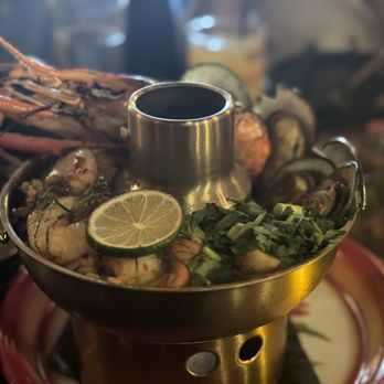 11 Tigers - TOM YUM FRIED RICE - Asian Fusion Near Me - New York, New York