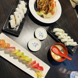 Sushi Bento - Simple quick dinner, rainbow roll, Cali-rolls, Chicken Teriyaki