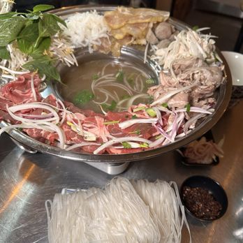Oxtail Pho & Banh Mi - Vietnamese Near Me - Toronto, Ontario