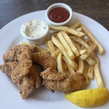 Fishwife - Local Rock Cod & Chips - Seafood Near Me - Pacific Grove, California