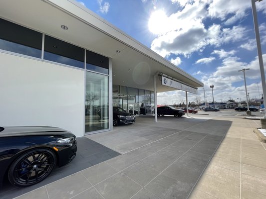 BMW OF ROCHESTER HILLS - Updated December 2025 - 64 Photos & 71 Reviews ...
