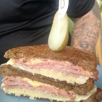 The Defiant Duck - American Near Me - Brisbane, QLD