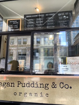sai plant deli by Vegan Pudding & Co. by null