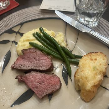 Dine With Roilty - Tri tip steak with mashed potatoes and green beans - Personal Chefs Near Me - Denver, Colorado