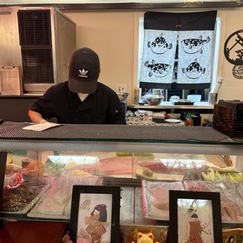 Sushi Umi - Chef Mike cutting the fresh tuna... - Sushi Bars Near Me - Glendora, California Sushi Umi - Chef Mike cutting the fresh tuna... - Sushi Bars Near Me - Glendora, California