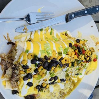 All Day Cafe - Smoked Pig Burrito 10/10 - Cafes Near Me - Sioux Falls, South Dakota