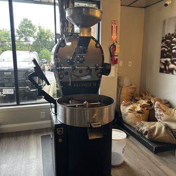BD Provisions - Severna Park - The machine - Coffee Roasteries Near Me - Severna Park, Maryland BD Provisions - Severna Park - The machine - Coffee Roasteries Near Me - Severna Park, Maryland
