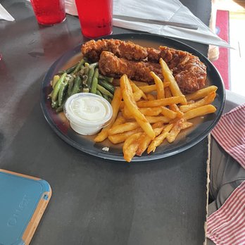 Uncle Ike's Sandbar & Grill - American Near Me - Corolla, North Carolina