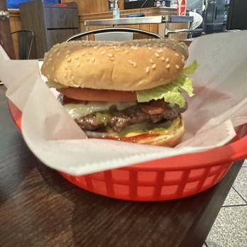 Metro Caffe - Burgie - Burgers Near Me - San Francisco, California