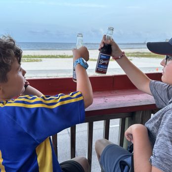 Shaggy's Gulfport Beach - Cheers and that VIEW!! - Bars Near Me - Gulfport, Mississippi