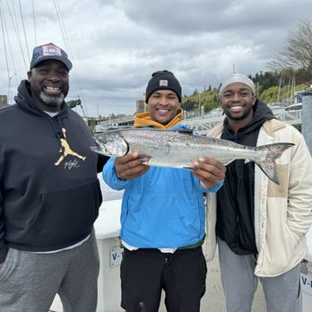 Cut Plug Charters - Fishing Near Me - Seattle, Washington Cut Plug Charters - Fishing Near Me - Seattle, Washington
