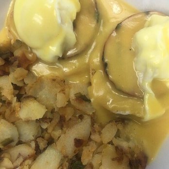 McDuff's - Eggs Benedict - Breakfast & Brunch Near Me - Redlands, California