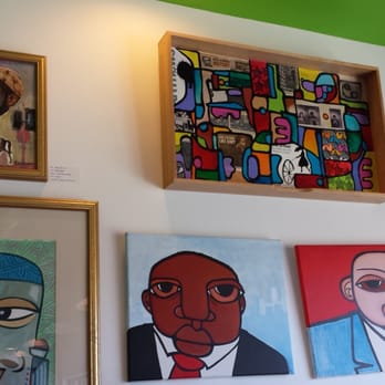 Vonda's Kitchen - Beautiful artwork adorns the walls! - Soul Food Near Me - Newark, New Jersey Vonda's Kitchen - Beautiful artwork adorns the walls! - Soul Food Near Me - Newark, New Jersey