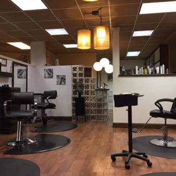 wilder - Main room - Hair Stylists Near Me - Sacramento, California wilder - Main room - Hair Stylists Near Me - Sacramento, California