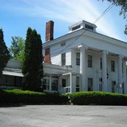 Orchard Hall Restaurant - Hosts Gary and Sharon Puleo invite you to enjoy homestyle cooking in a family friendly atmosphere.