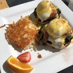 Salmon Florentine Benedict Salmon Florentine Benedict