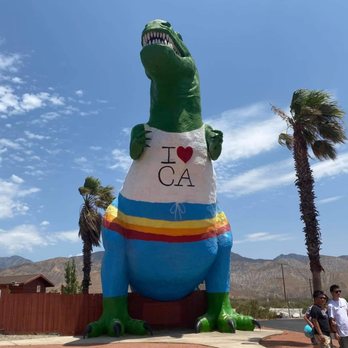 Cabazon Dinosaurs - Museums Near Me - Cabazon, California