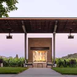 The Duckhorn Collection at Paraduxx - Outdoor fireplace