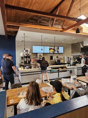 H&H Bagels by null