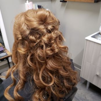 Second Breakfast Salon - Hair Salons Near Me - Saint Matthews, Kentucky