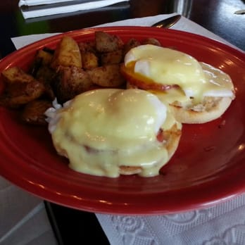 The Hungry Monkey - Traditional Eggs Benedict - Breakfast & Brunch Near Me - Newport, Rhode Island The Hungry Monkey - Traditional Eggs Benedict - Breakfast & Brunch Near Me - Newport, Rhode Island