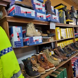 Anacabe's-Elko General Merchandise - Boots are coming and going and still a lot of backorders!!!