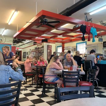 Toula's Trailside Cafe - Inside the quaint cafe! - Breakfast & Brunch Near Me - Tarpon Springs, Florida Toula's Trailside Cafe - Inside the quaint cafe! - Breakfast & Brunch Near Me - Tarpon Springs, Florida