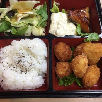 Restaurant Kunio - My boyfriend lunch meal. He got unagi and fried scalloped and he say he enjoyed his meal. - Japanese Near Me - Waipahu, Hawaii Restaurant Kunio - My boyfriend lunch meal. He got unagi and fried scalloped and he say he enjoyed his meal. - Japanese Near Me - Waipahu, Hawaii