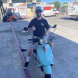 Big Island Mopeds - A happy customer