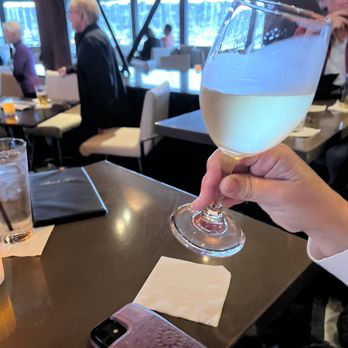 Humphreys Backstage Live - Riesling white wine - Music Venues Near Me - San Diego, California
