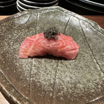 Ichijiku Sushi - Fatty tuna belly top with caviar! So good! - Sushi Bars Near Me - Houston, Texas