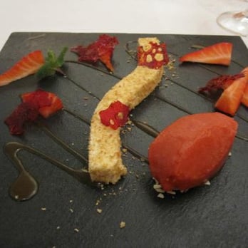 Alcron - strawberry cheesecake with sorbet - Modern European Near Me - Prague, Puerto Rico