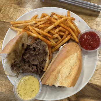 TennFold Brewing - Hatch Chile Cheesesteak (DS) - Pizza Near Me - Nashville, Tennessee