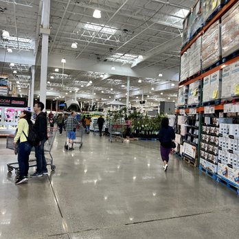 Costco - Department Stores Near Me - Mountain View, California