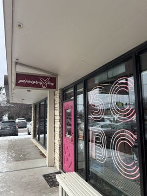 Saddle Creek Breakfast Club by null