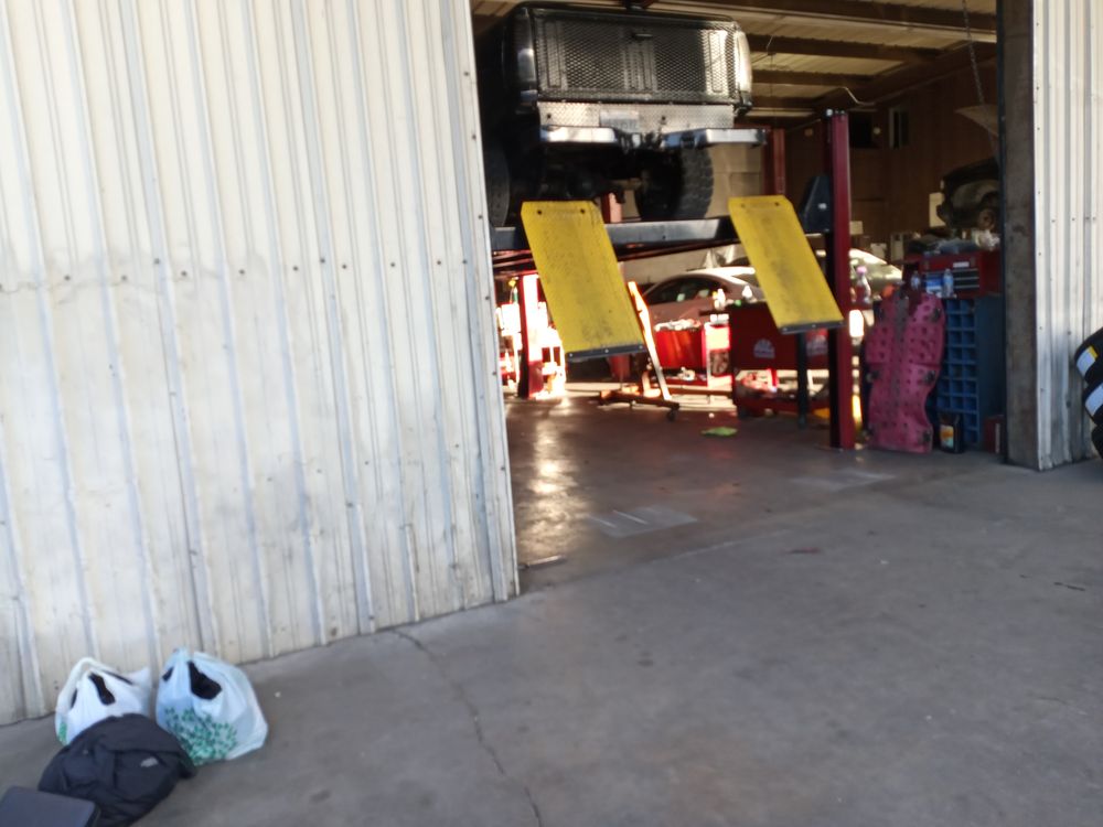 ANDERSEN BRAKE & WHEEL SERVICE 1801 W Front St, Selma, California