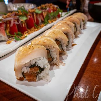 Sake Sushi & Grill - Yellowtail & Lemon roll - Sushi Bars Near Me - Placentia, California Sake Sushi & Grill - Yellowtail & Lemon roll - Sushi Bars Near Me - Placentia, California