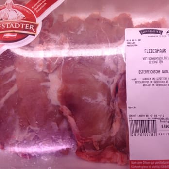 Billa - Someone correct me if I'm wrong here, but doesn't "Fledermaus" mean "bat" in German? (Sort of like, "flying mouse"?) - Grocery Near Me - Vienna, 9