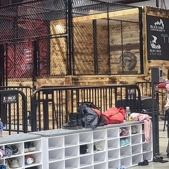 Elevate - Ax throwing - Trampoline Parks Near Me - Tuolumne, California