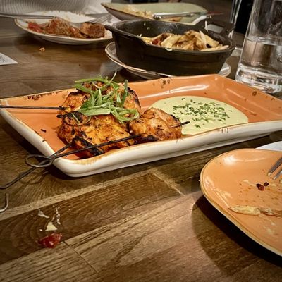 Lucina Eatery & Bar by null