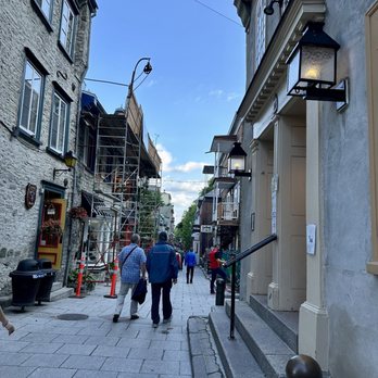 Quartier Petit Champlain - Shopping Centers Near Me - Quebec City, Quebec