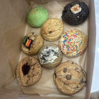 Cookie Crumz - Bakeries Near Me - Astoria, New York