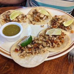 La Cabanita Mex - Tacos de Pescado