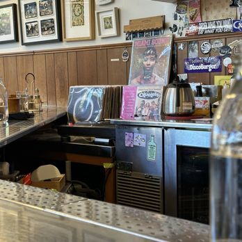 Dove's Luncheonette - Southern Near Me - Chicago, Illinois