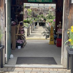 Lamoureux  Greenhouses