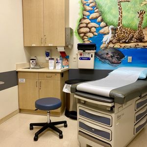 ST JOHN’S HOSPITAL - CAMARILLO - Updated October 2025 - 37 Photos & 179 ...