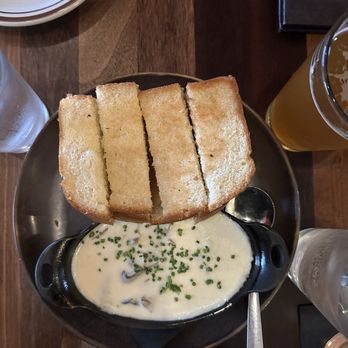 Cleveland-Heath - Mushroom Fondue - New American Near Me - Edwardsville, Illinois